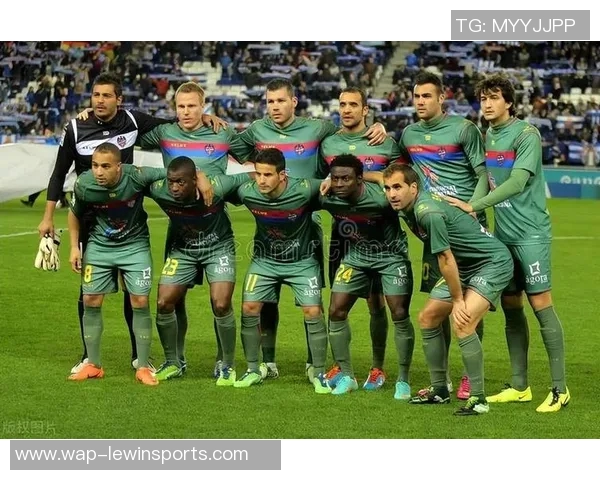 武汉足球队配合变革引发热议助力欧冠足球新篇章