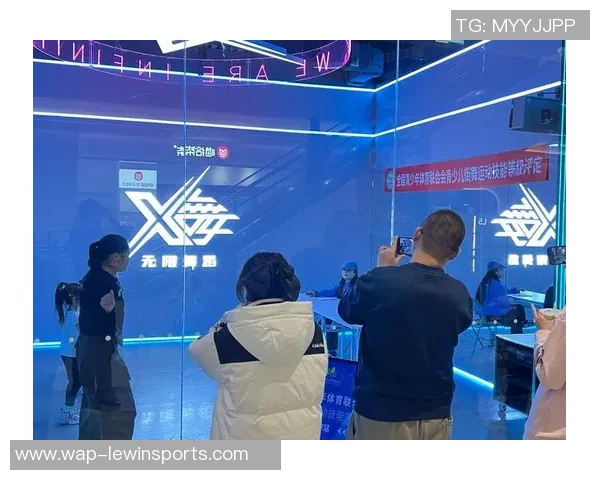 探索深圳街舞队如何通过运动街舞实现对体育的深度控制与影响