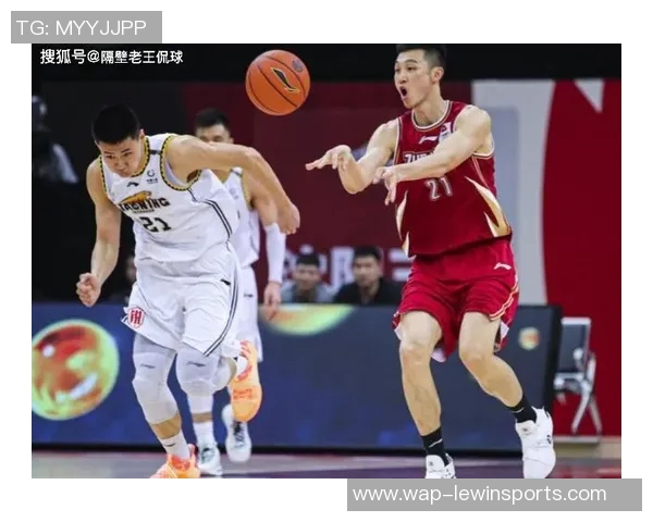 体育实时数据深入剖析重庆羽毛球队区域防守战术的奥秘与实践 体育实时数据深入剖析重庆羽毛球队区域防守战术的奥秘与实践